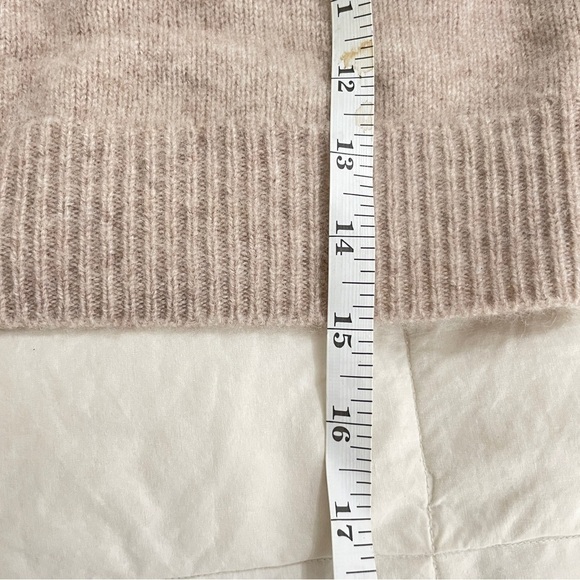 REFORMATION Varenne 100% recycled cashmere scoop neck cropped tank top - beige - Picture 8 of 8